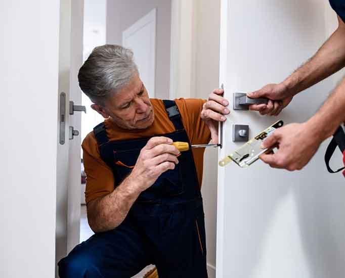 Locksmith in Richfield